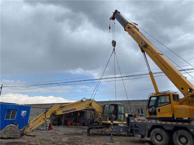 屏南县25吨吊车的工作半径是多少？