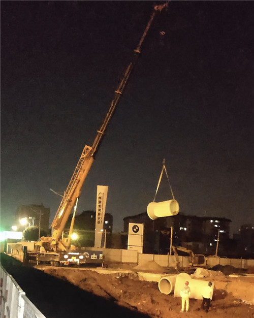 屏南县“弯臂矫正”—— 吊车的 “形变补偿” 技术